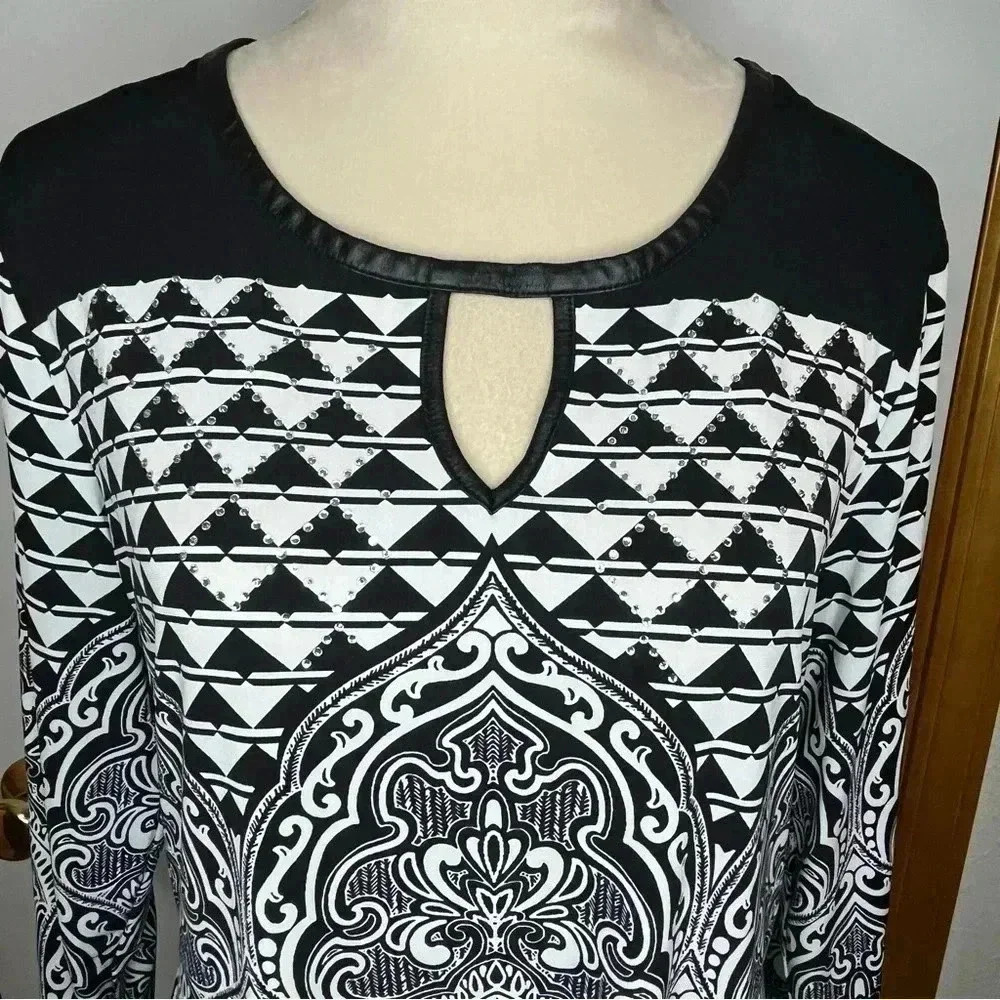 JM Collection 3/4 Sleeve Blouse Women Medium Black White Rhinestone Stretch